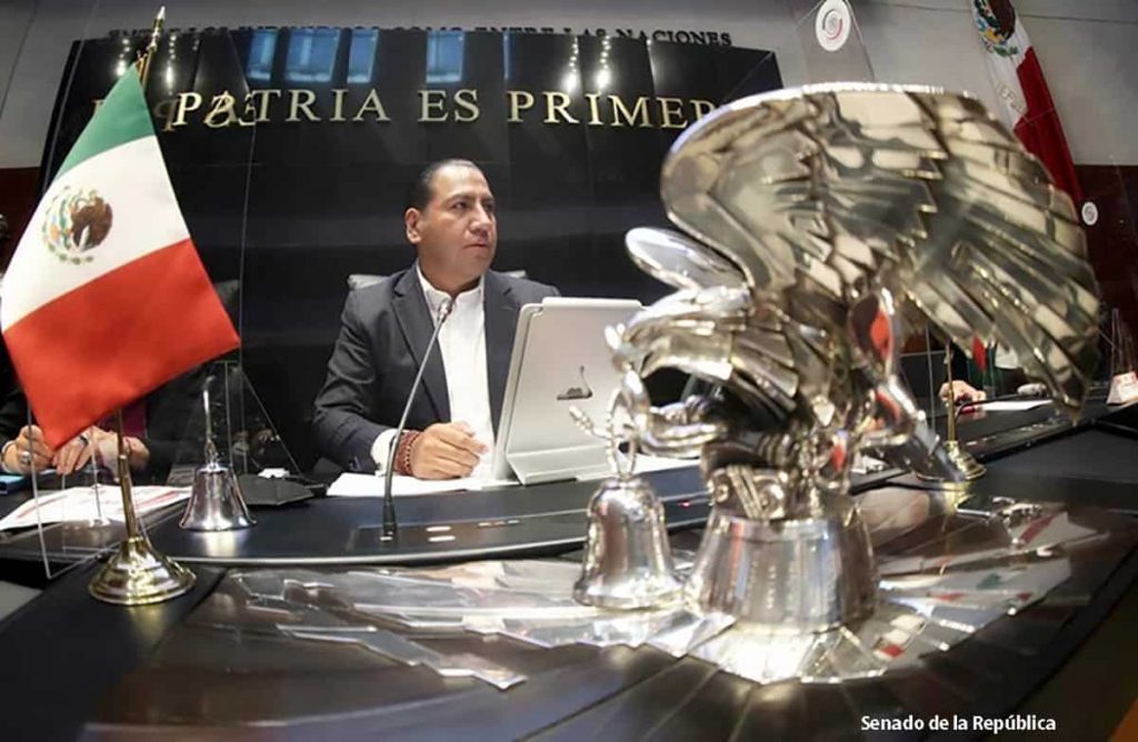 El presidente deEnrique Ramírez Aguilar se estrena de lleno con la recepción de cuatro peticiones de consulta popular