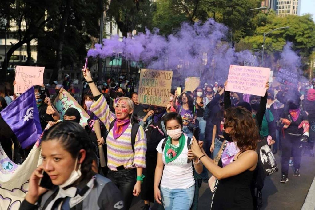 Manifestación de mujeres 8 de marzo 2022 - 2