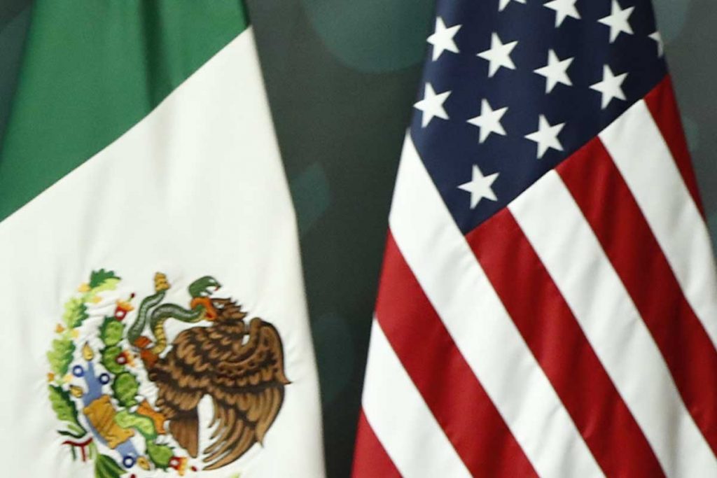 Banderas México y Estados Unidos