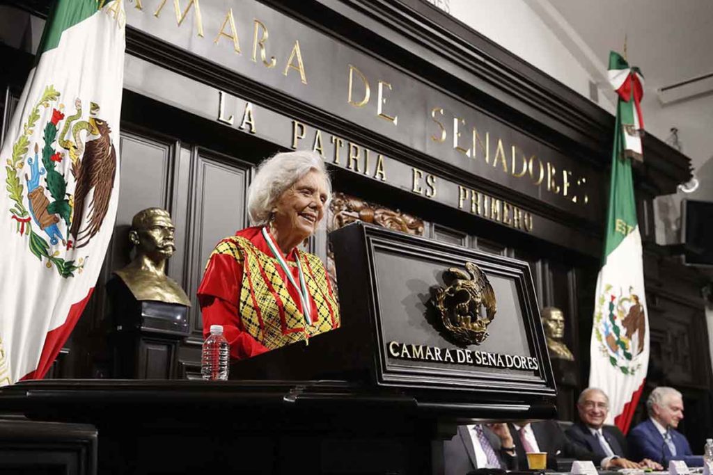 Elena Poniatowska Amor, recibió la Medalla Belisario Domínguez 2022