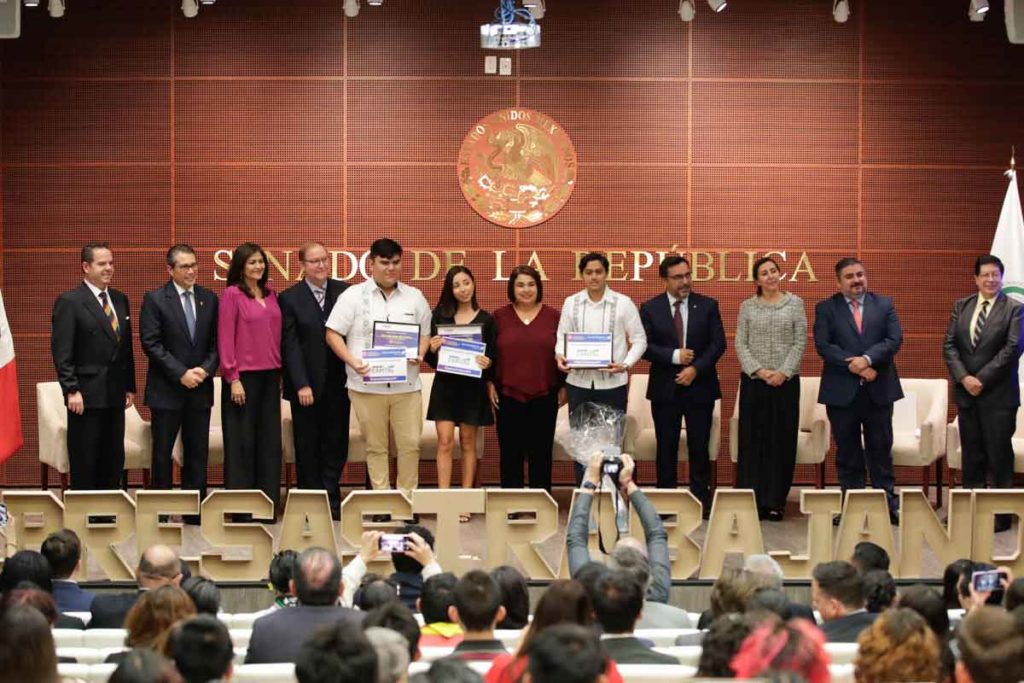 1er Concurso Nacional de Emprendimiento con Dimensión Social - Senado de la República